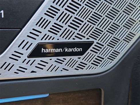 Used 2025 BMW X1 xDrive28i w/ Convenience Package image 21