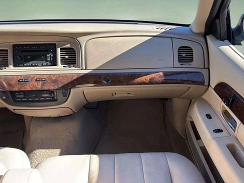 Used 2007 Mercury Grand Marquis LS image 29