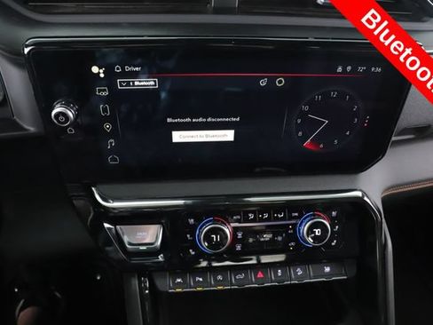 Used 2022 GMC Sierra 1500 AT4 w/ AT4 Premium Package AWD/4WD image 5