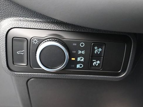 New 2026 Ford Explorer Active image 24