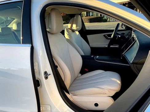 Certified 2025 Mercedes-Benz E 350 4MATIC Sedan image 25