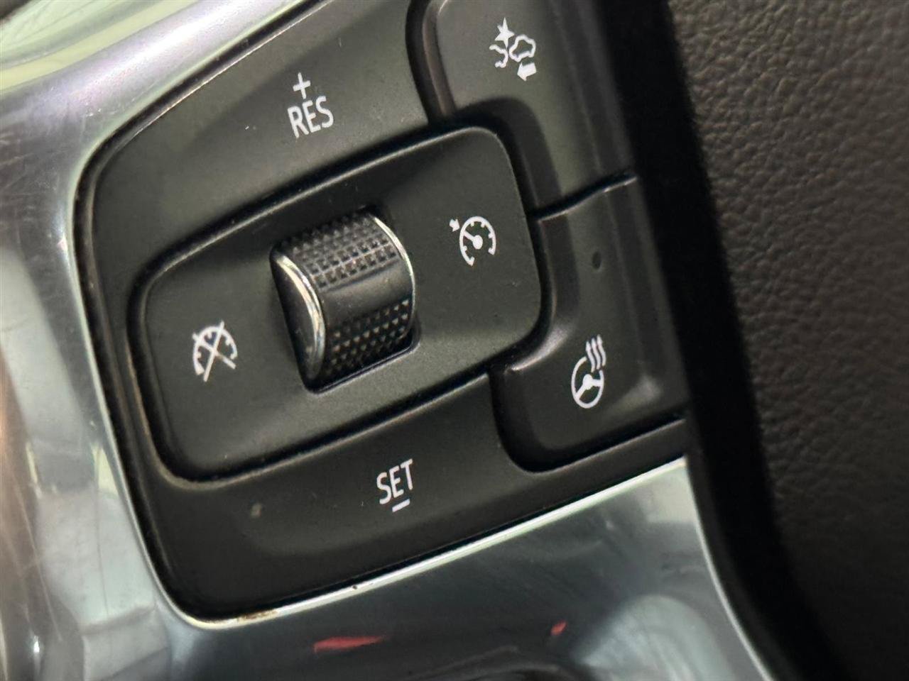 Used 2019 Chevrolet Blazer RS AWD/4WD image 12