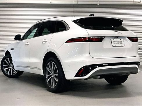 Certified 2024 Jaguar F-PACE R-Dynamic S image 10