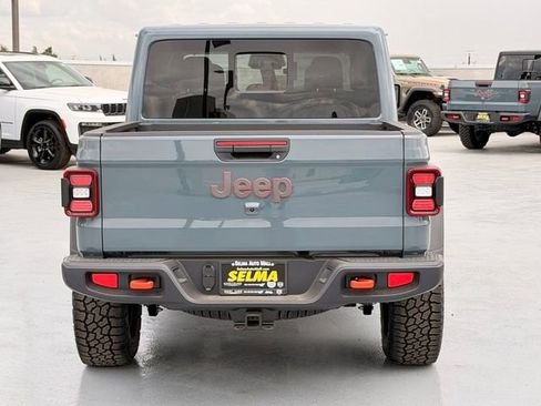 New 2026 Jeep Gladiator Mojave image 5