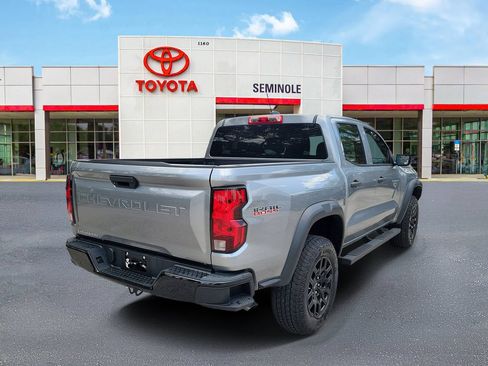Used 2023 Chevrolet Colorado Trail Boss AWD/4WD image 3