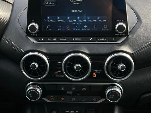 Used 2024 Nissan Sentra SV FWD image 18