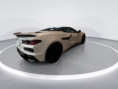 Used 2025 Chevrolet Corvette ZR1 w/ Stealth Interior Trim Package image 8