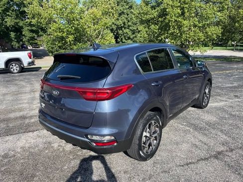 Used 2022 Kia Sportage LX AWD/4WD image 5