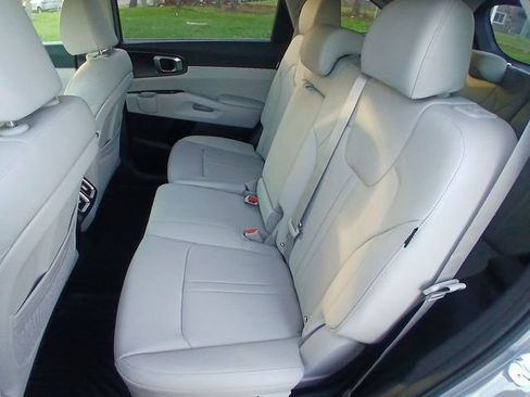 New 2026 Kia Sorento EX image 22