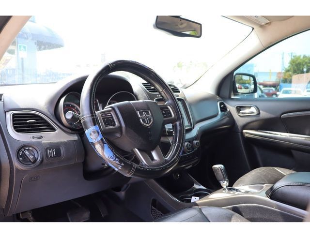 Used 2017 Dodge Journey Crossroad FWD image 23