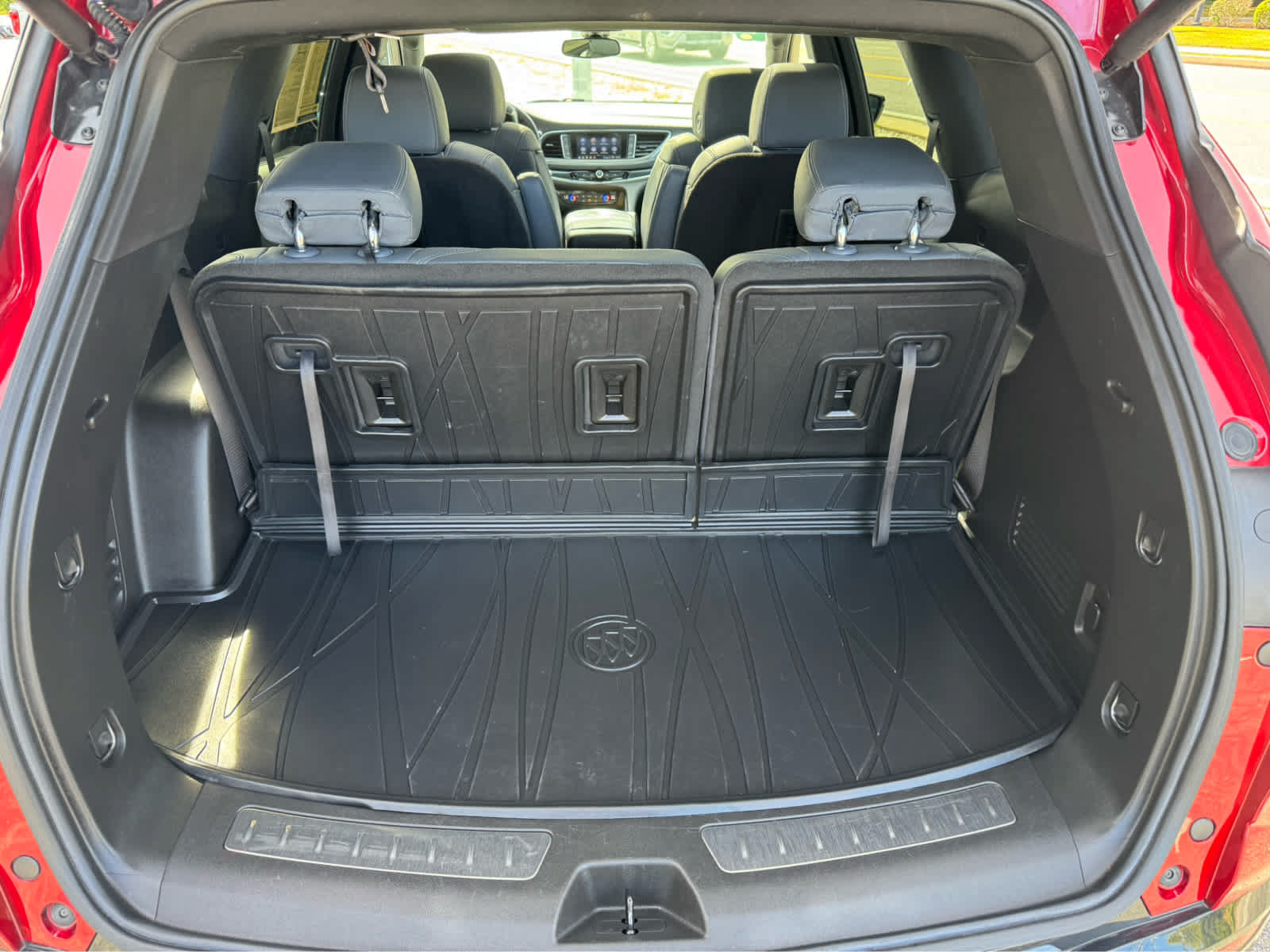 Used 2023 Buick Enclave Essence w/ Experience Buick Package AWD/4WD image 6