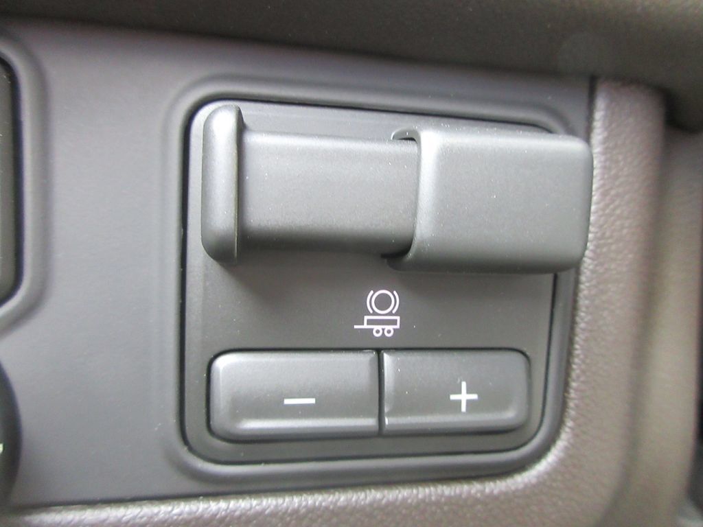 New 2026 GMC Yukon XL Elevation w/ Elevation Premium Package AWD/4WD image 21