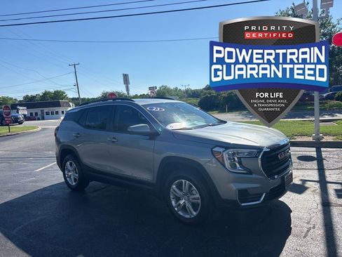 Used 2023 GMC Terrain SLE w/ Driver Convenience Package AWD/4WD image 1