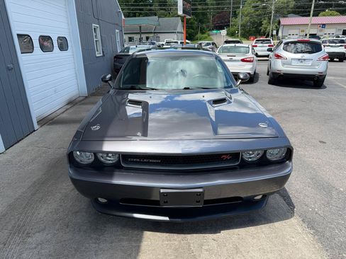 Used 2013 Dodge Challenger R/T Plus RWD image 2