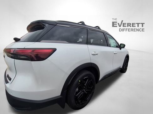 New 2026 INFINITI QX60 Sport w/ Dark Cargo Package AWD/4WD image 5