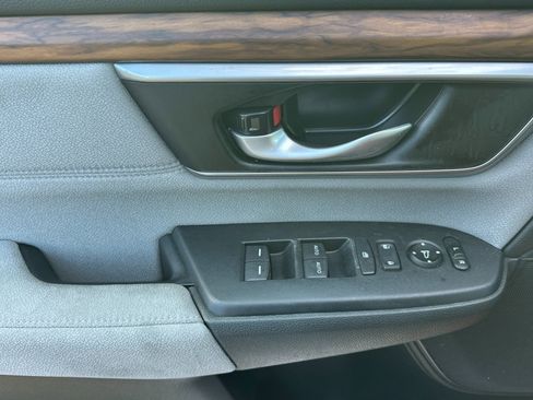 Used 2021 Honda CR-V EX image 11