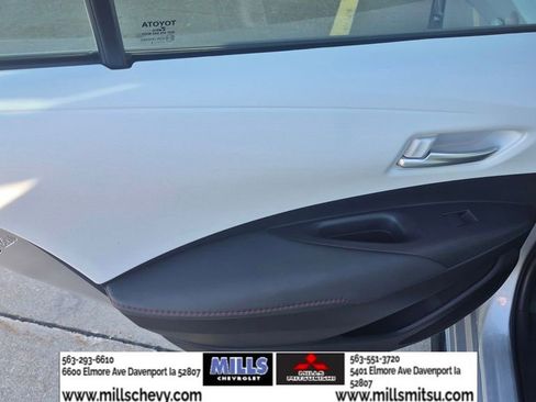 Used 2024 Toyota Corolla SE image 9