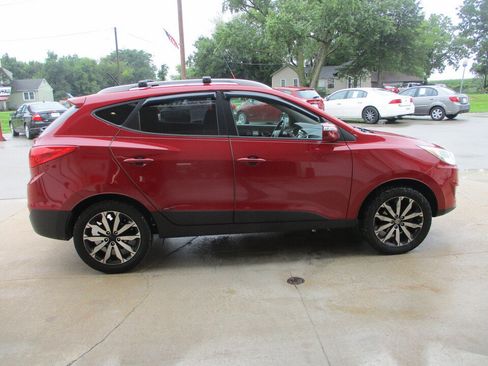 Used 2013 Hyundai Tucson GLS FWD image 16