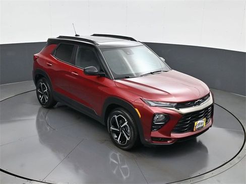 Certified 2023 Chevrolet TrailBlazer RS w/ Sun and Liftgate Package image 15