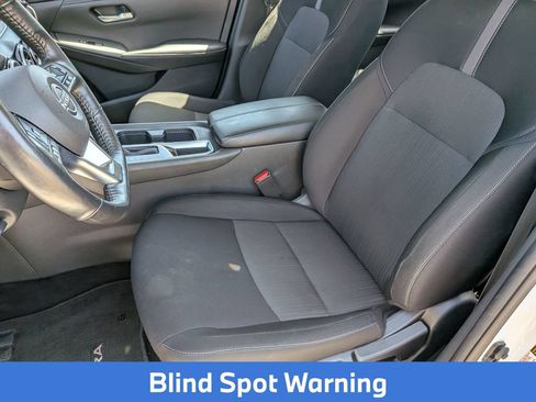 Certified 2025 Nissan Sentra SV w/ All-Weather Package FWD image 17