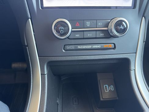 Certified 2023 Ford Edge SEL w/ Sport Appearance Package image 32