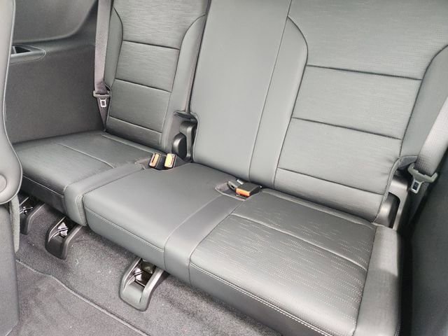New 2025 Buick Enclave Sport Touring w/ Super Cruise Package FWD image 33
