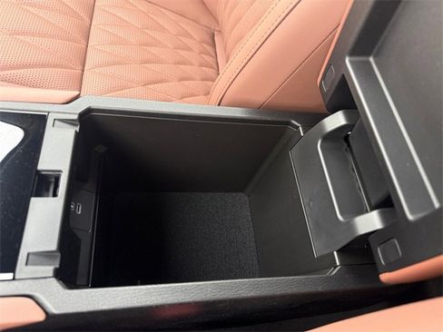 New 2026 Mitsubishi Outlander SEL image 23