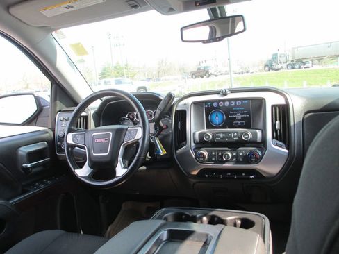 Used 2018 GMC Sierra 1500 SLE w/ SLE Value Package image 24