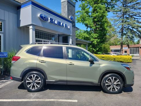 Used 2019 Subaru Forester Limited AWD/4WD image 2