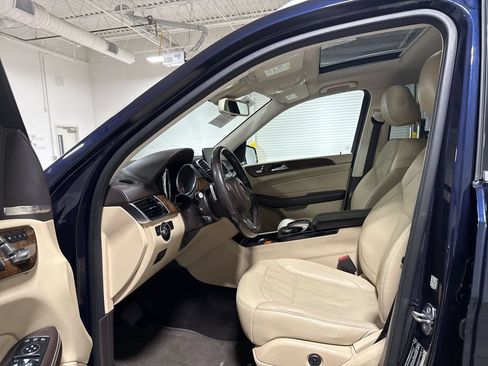 Used 2019 Mercedes-Benz GLS 450 4MATIC image 21