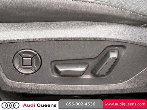 Used 2025 Audi Q6 e-tron Premium Plus image 11