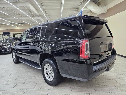 Used 2018 GMC Yukon XL SLT AWD/4WD image 8