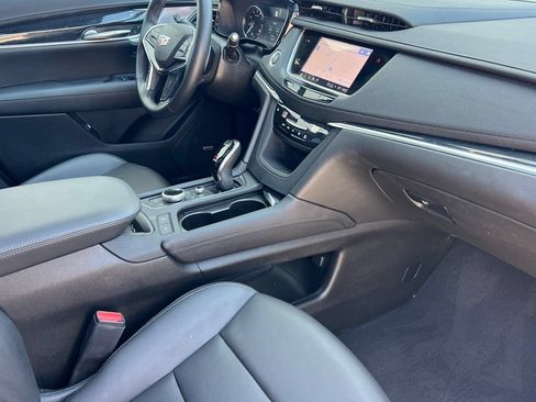 Used 2024 Cadillac XT5 Premium Luxury FWD image 21