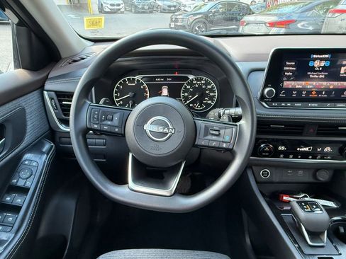 Used 2023 Nissan Rogue SV AWD/4WD image 13