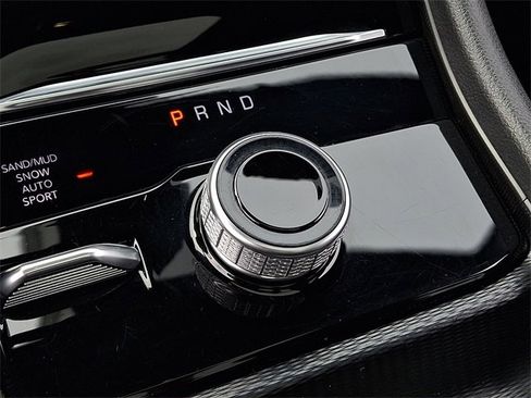 Used 2024 Jeep Grand Cherokee L Limited w/ Luxury Tech Group II image 15