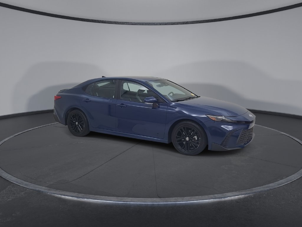 Used 2025 Toyota Camry SE FWD image 2