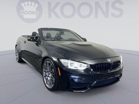 Used 2016 BMW M4 Convertible image 2