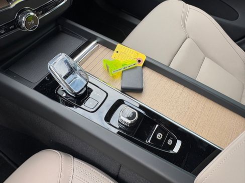 New 2026 Volvo XC60 B5 Plus w/ Protection Package Premier image 12