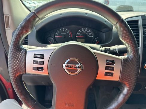Used 2014 Nissan Frontier S w/ S Preferred Package image 21
