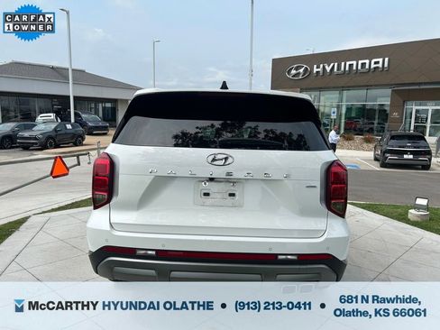 Used 2023 Hyundai Palisade SE AWD/4WD image 18