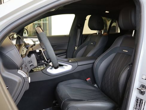 Used 2025 Mercedes-Benz GLE 63 AMG S image 8