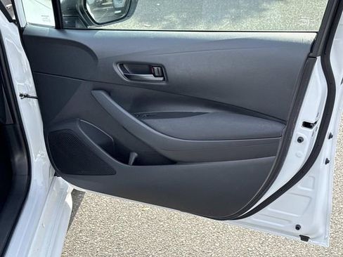 Used 2024 Toyota Corolla LE image 8