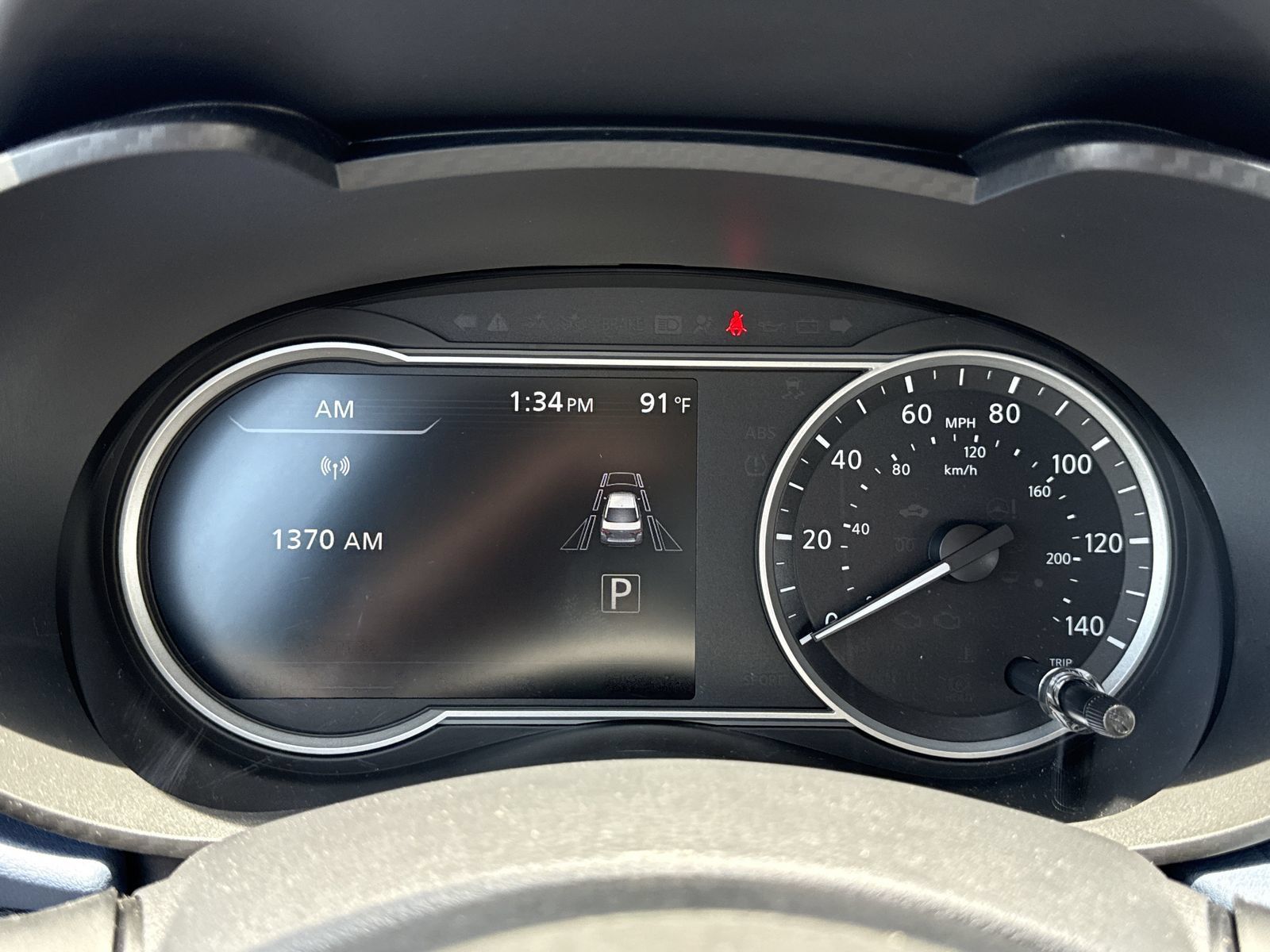Used 2025 Nissan Versa SV w/ Trunk Package FWD image 18