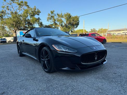 Used 2017 Maserati GranTurismo MC image 11