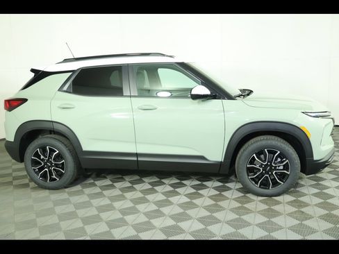 New 2026 Chevrolet TrailBlazer ACTIV w/ Convenience Package image 16