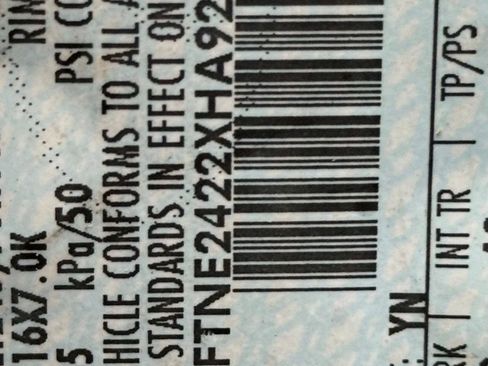 Used 1999 Ford E-250 and Econoline 250 Commercial image 36