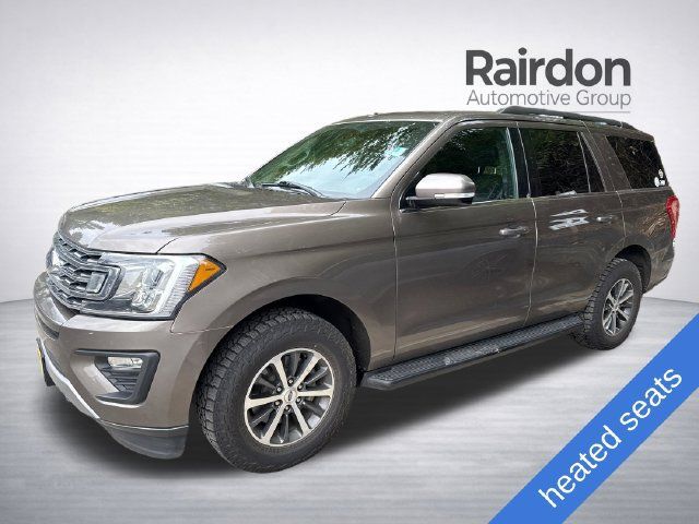 Used 2019 Ford Expedition XLT w/ Equipment Group 201A AWD/4WD image 3