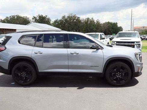 Certified 2024 GMC Acadia Elevation w/ Black Edition FWD image 10