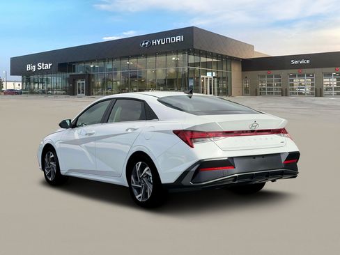 New 2026 Hyundai Elantra Limited FWD image 5