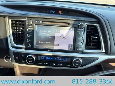 Used 2016 Toyota Highlander Limited Platinum AWD/4WD image 13